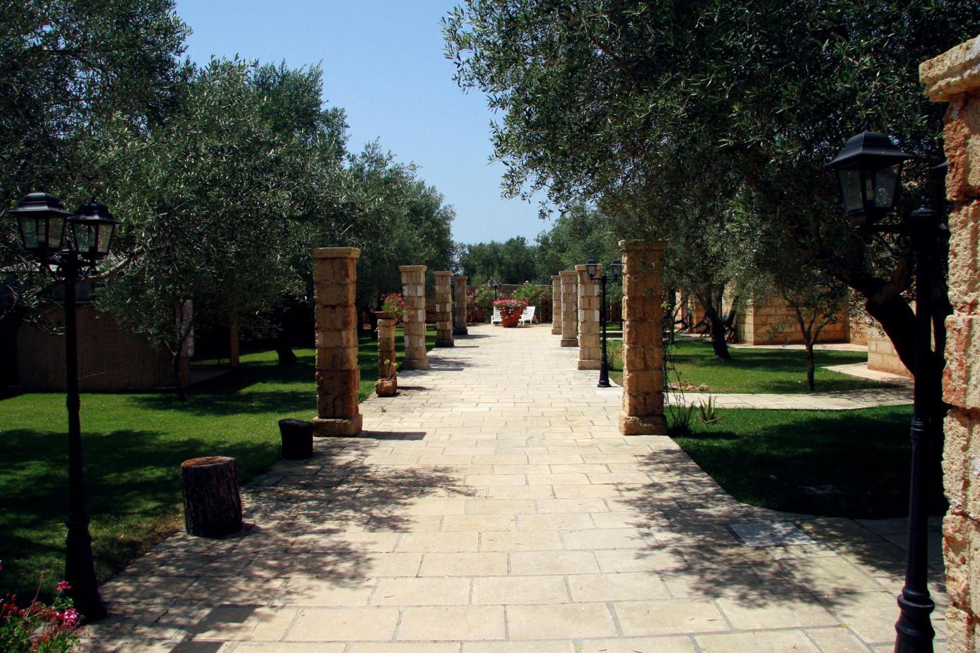 Relais Masseria Casina Dei Cari Презічче Екстер'єр фото